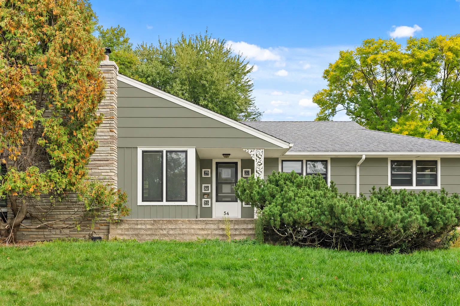 3 bed, 1466 sqft, $2,900 — Photo 3