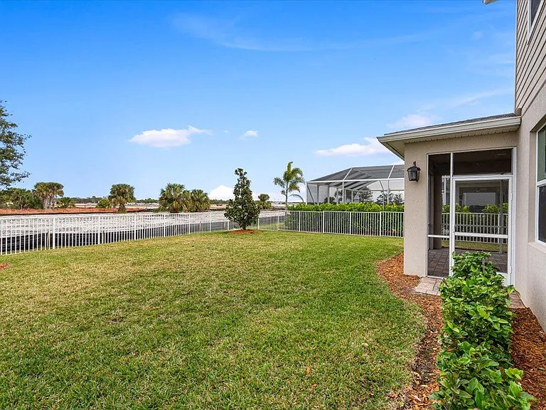 10437 SW Captiva Dr — Photo 43