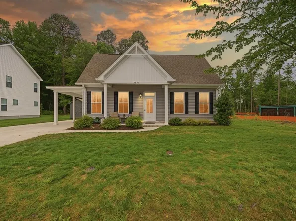 2053 Burson Dr, Chesapeake, VA 23323