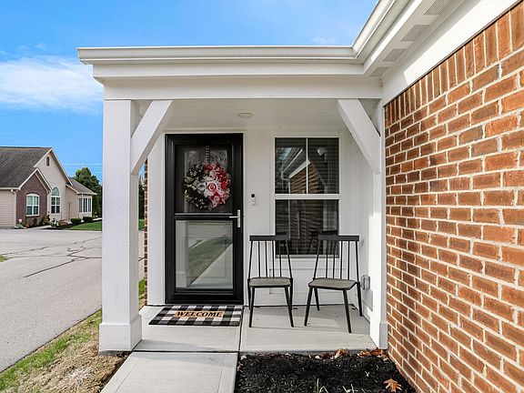 4th image of 10311 Gateway Dr