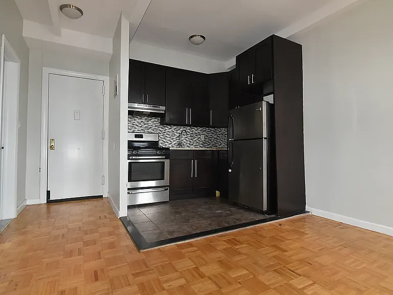 3033 Coney Island Ave #5 — Photo 2