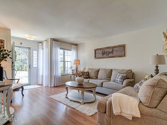 2nd image of 3003 Jockey Hollow Drive