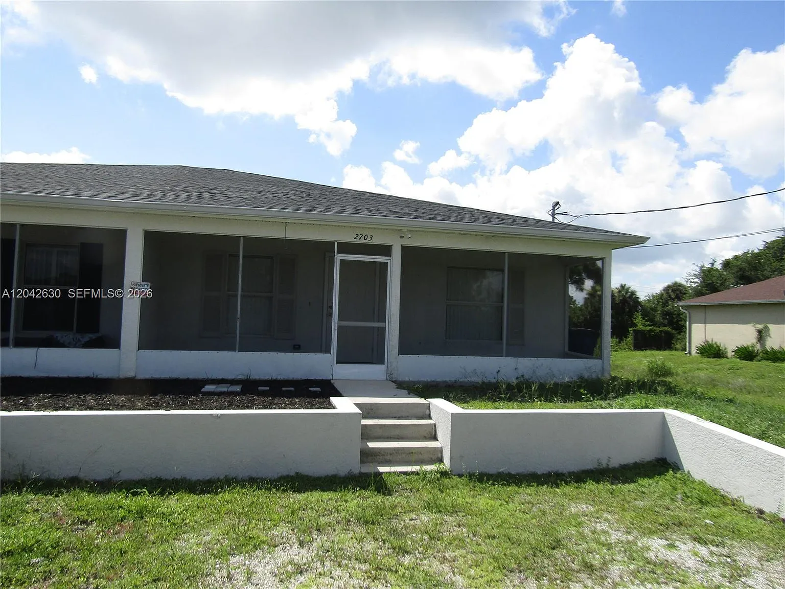 3 bed, 2.0 bath, 1181 sqft, $1,500 — Photo 1
