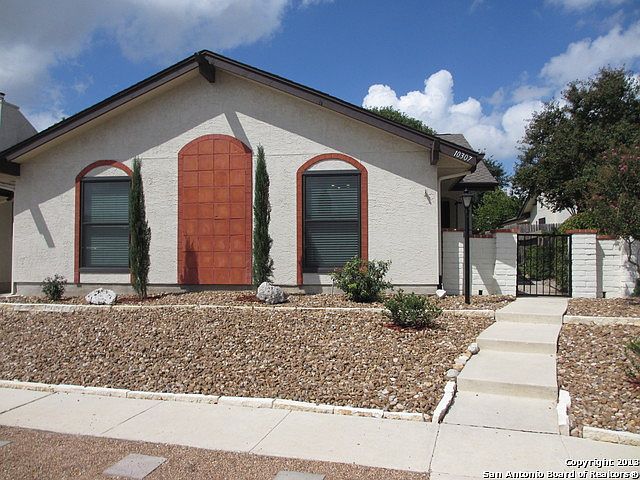 1st image of 10307 Grand Circle Dr