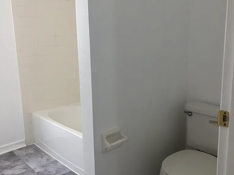 126 Oak Promenade Ct — Photo 36