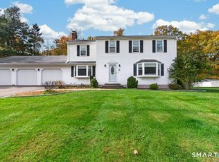 35 Brookside Place, Cheshire, CT 06410