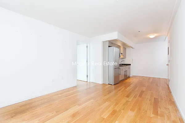 Rented by Mirador Real Estate | media 22