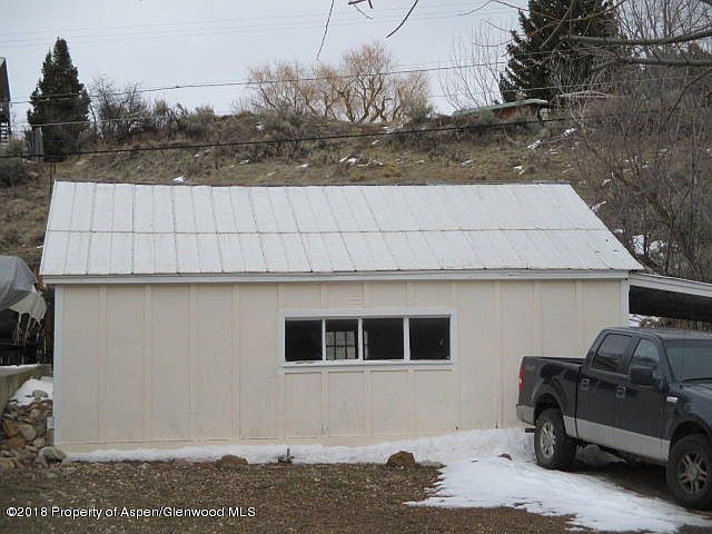 2nd image of 846 6th St