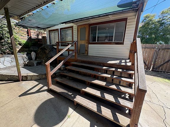 5th image of 120 E 11th Ave #126