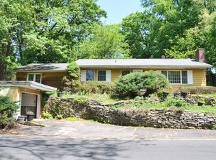 128 Berwick Heights Rd, East Stroudsburg, PA 18301