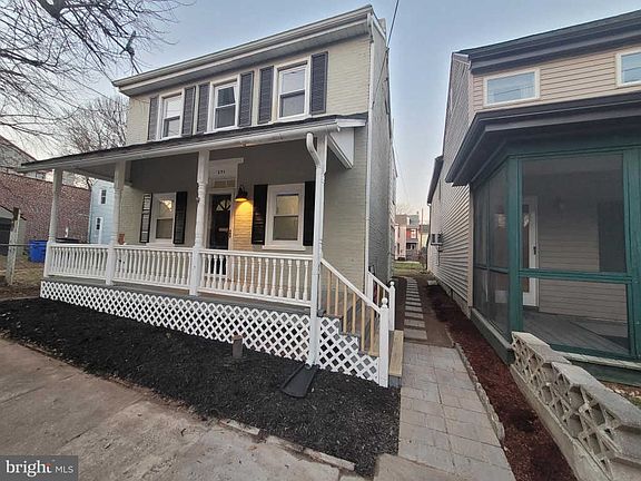 2nd image of 371 South St