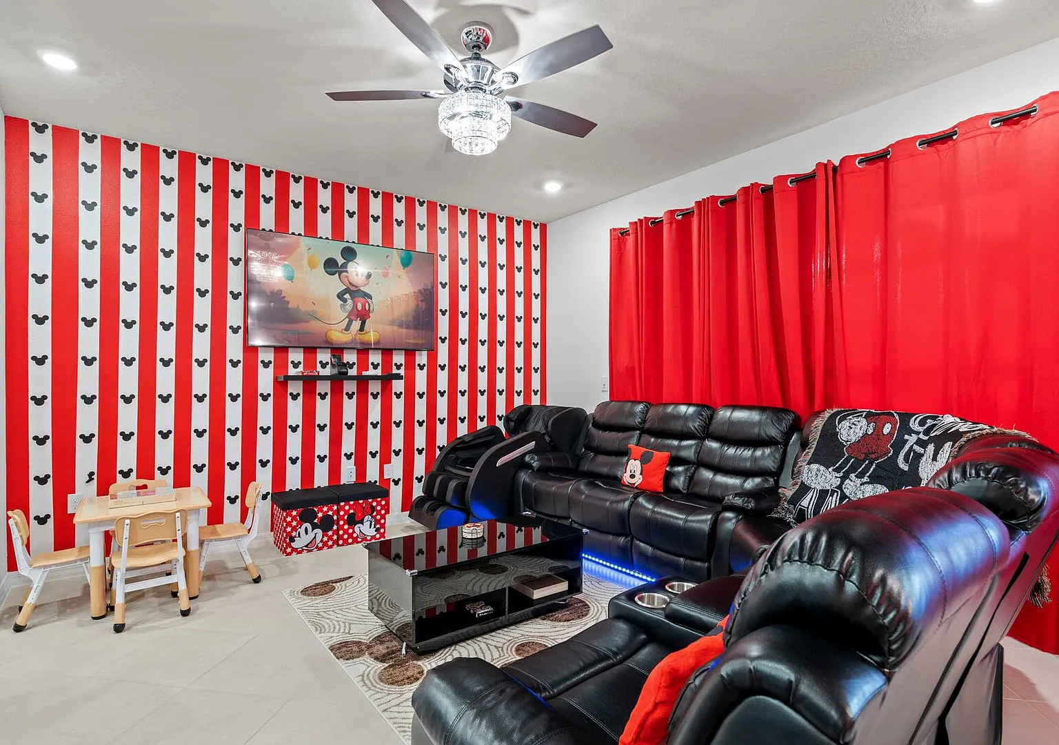 Enchanting Themed Villa, Magic in Every Corner — Photo 1