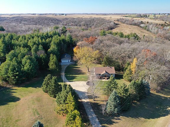 2nd image of 56979 County Road 2