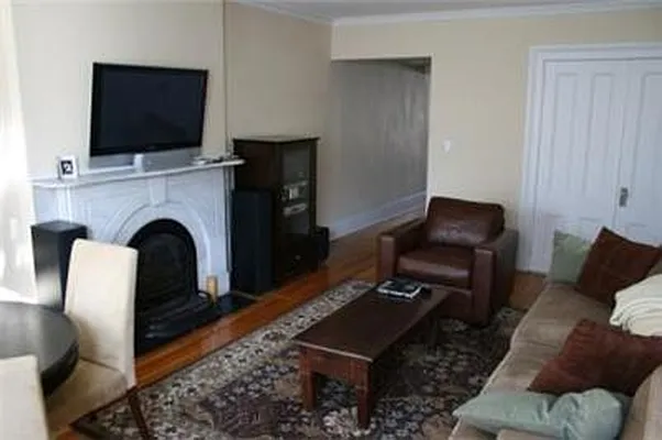 Rented by Barak Realty | media 81