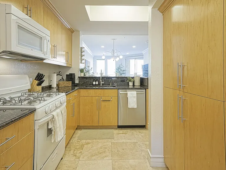 260 E Flamingo Rd #205 — Photo 8