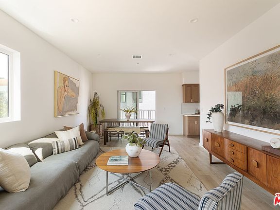 2nd image of 3415 Bellevue Ave