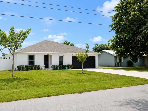 1921 SE JOYNER Circle, Port St Lucie, FL 34952