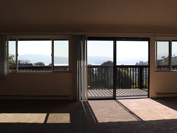 4th image of 22 Marinero Cir APT 40