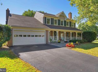 13225 Wrenn House Ln, Oak Hill, VA 20171