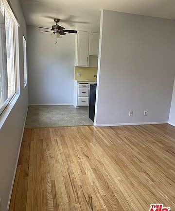 2nd image of 1820 Manning Ave APT 2