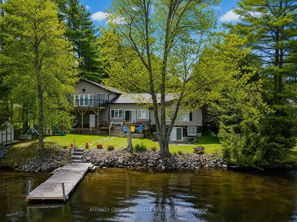 1150 Moore Lake Estates Rd, Minden Hills, ON K0M 2L1
