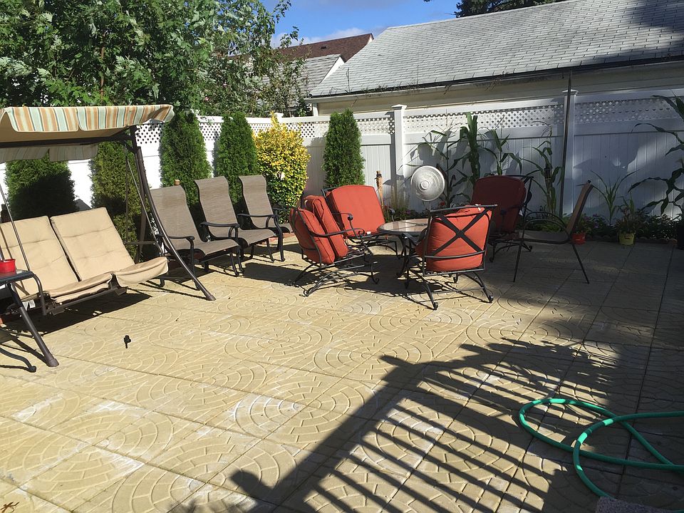 2nd image of 60 S Terrace Pl