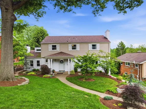 1145 Sunrise Dr, Pittsburgh, PA 15243