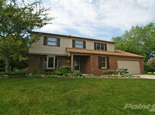 7698 Strathmoore Rd, Dublin, OH 43016