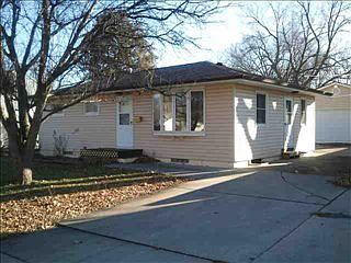 1st image of 1822 Plymouth Ave