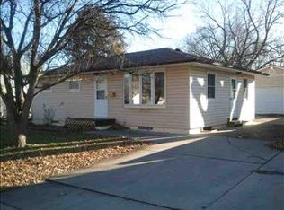 1822 Plymouth Ave, Waterloo, IA 50702