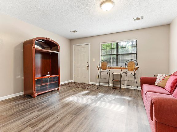 5th image of 502 Peachtree St