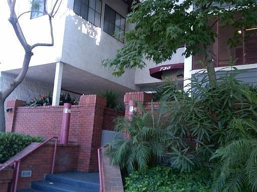 4th image of 730 W 4th St Unit 310