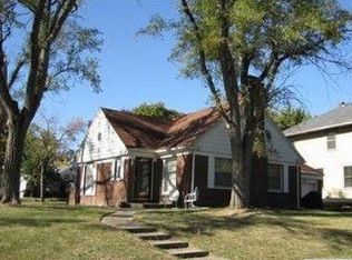 330 N Cornell Cir, Fort Wayne, IN 46807