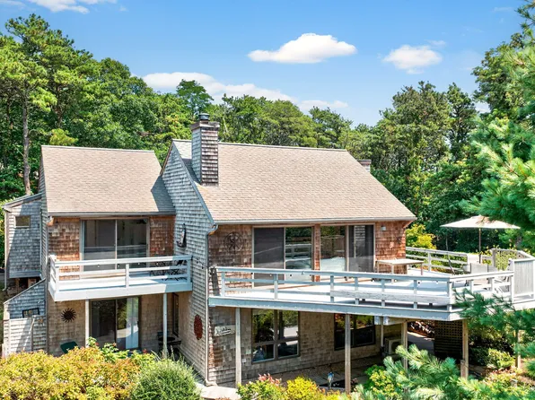 70 Chequessett Knolls Drive, Wellfleet, MA 02667