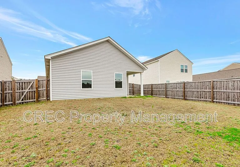475 Pender Woods Dr — Photo 26