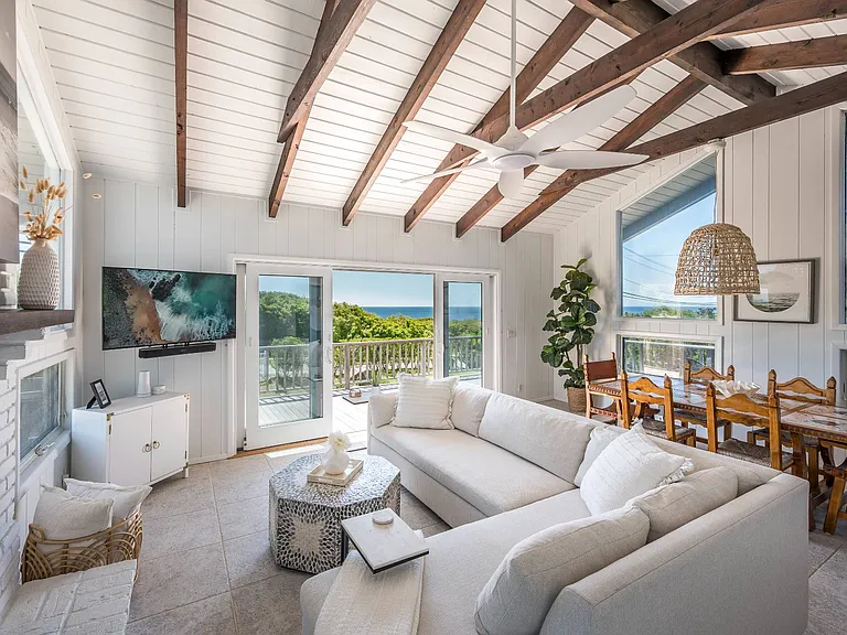 627 Old Montauk Hwy — Photo 4