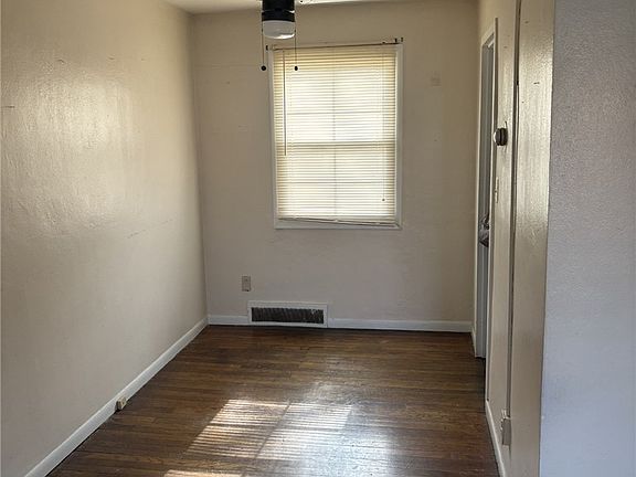 5th image of 450 Kenwood Dr #D-12