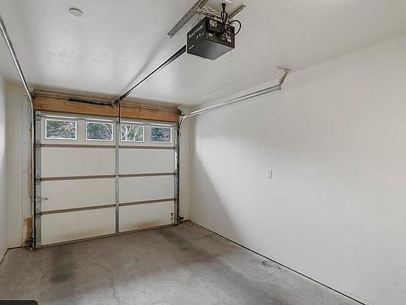 2nd image of 55 Westwood Pl Unit E4