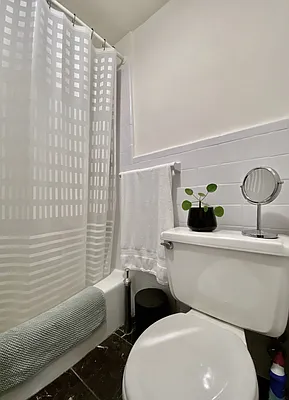 Rented by Corcoran | media 47