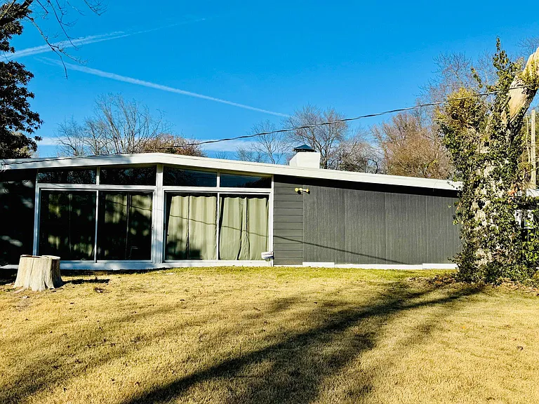 8332 Pepperidge Dr — Photo 23