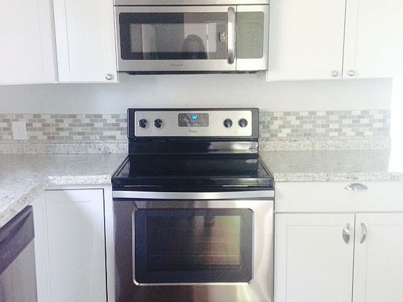 5th image of 2508 S Sheridan Ave