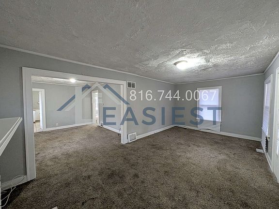 2nd image of 5400 Woodland Ave