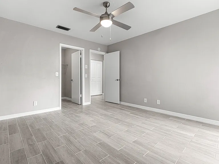 4151 SE 22nd Ave #D — Photo 1