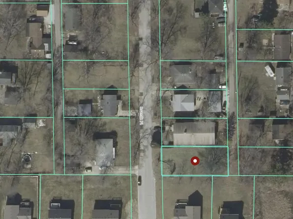 517 Brandt St, Hobart, IN 46342