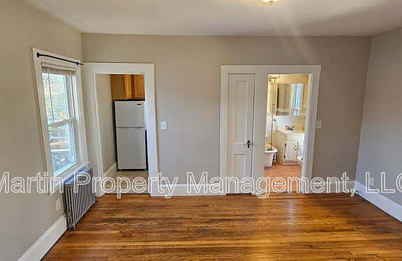5th image of 72 Linden St APT 101