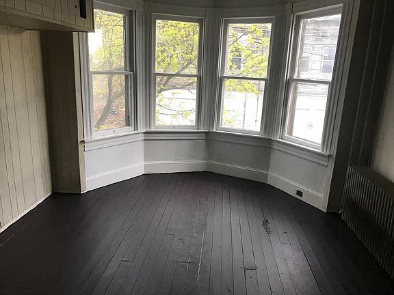 5th image of 1017 E Mahanoy St