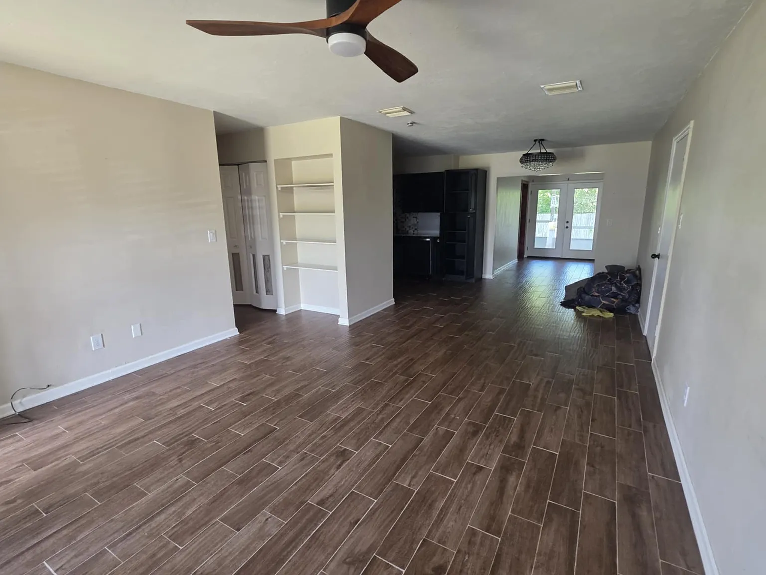 4 bed, 1424 sqft, $1,995 — Photo 2
