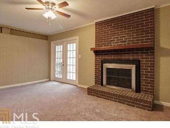 5th image of 8592 Timber Lane Dr