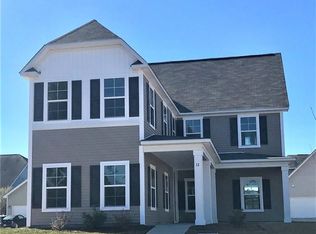 12 Lakeside Dr, Port Wentworth, GA 31407