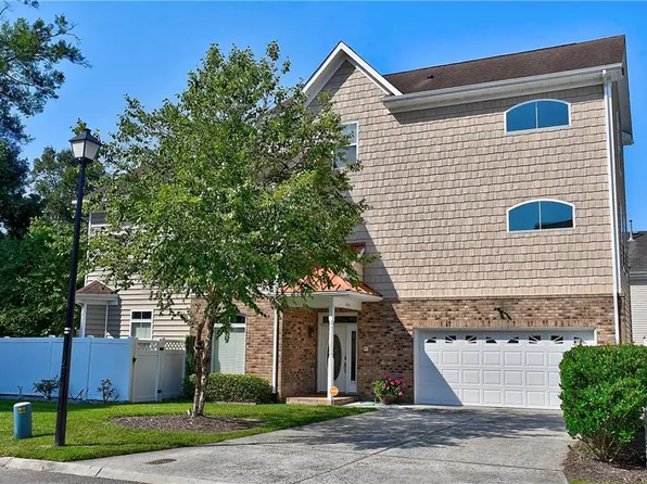 4909 Boyle Ct, Virginia Beach, VA 23462